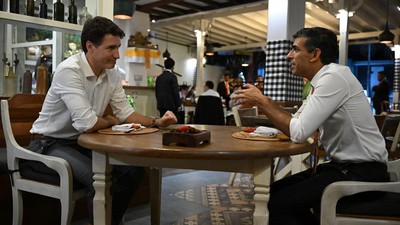 Bule Kanada Tak Menyangka, Restoran Indonesia di Luar Negeri Punya Rasa Juara tapi Minim Pembeli